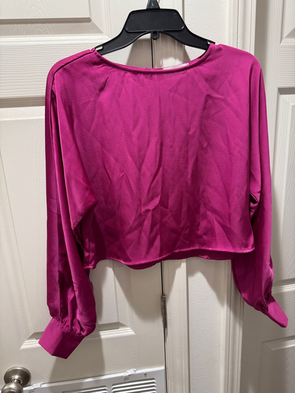 Cropped Long-Sleeve Blouse in Deep Pink
